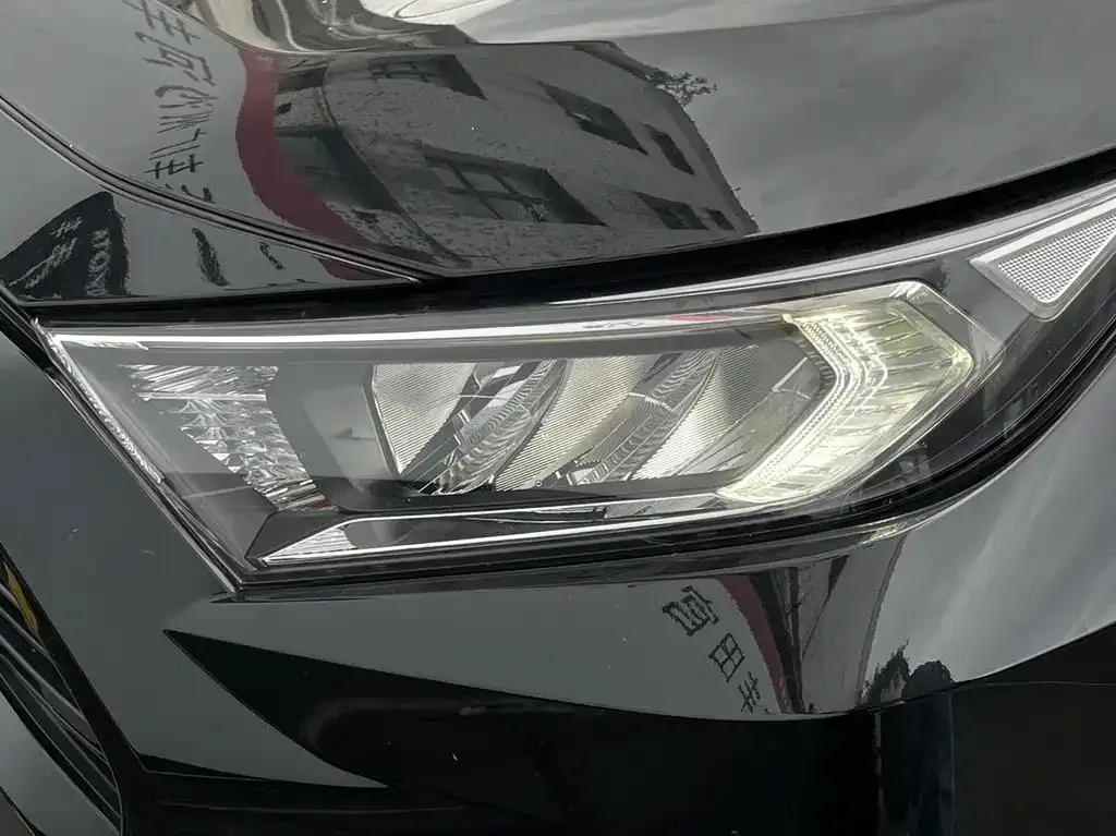 Toyota RAV4 2025 из CN, фото 6