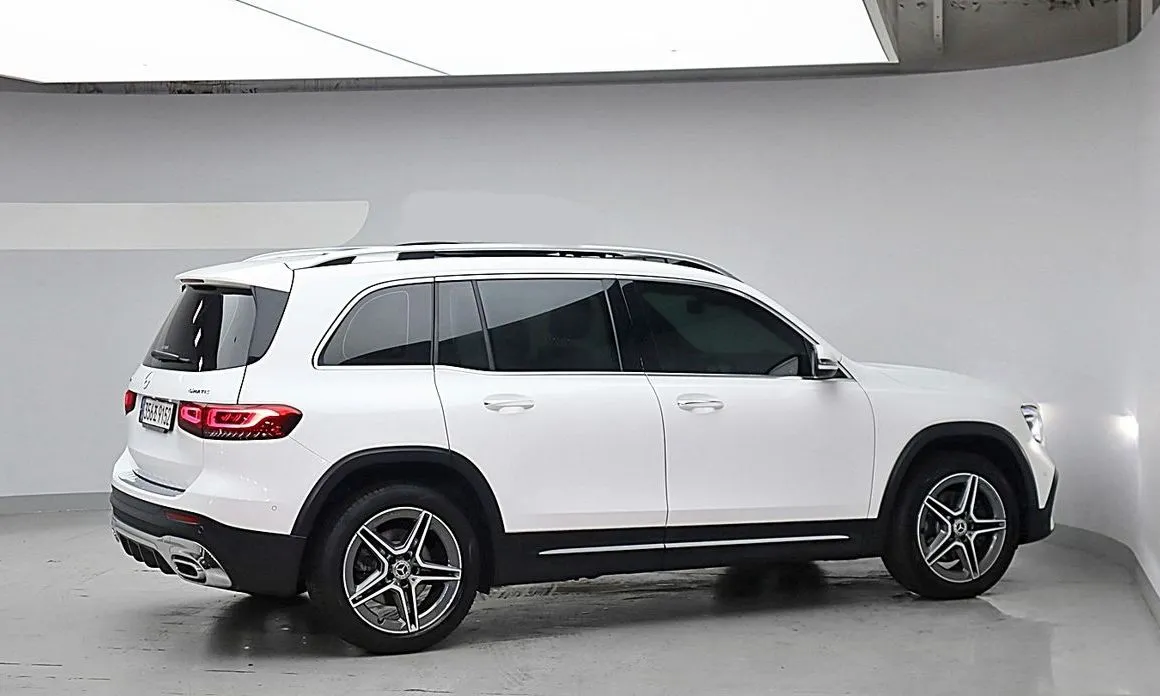 Mercedes-Benz GLB-Class — фото 7
