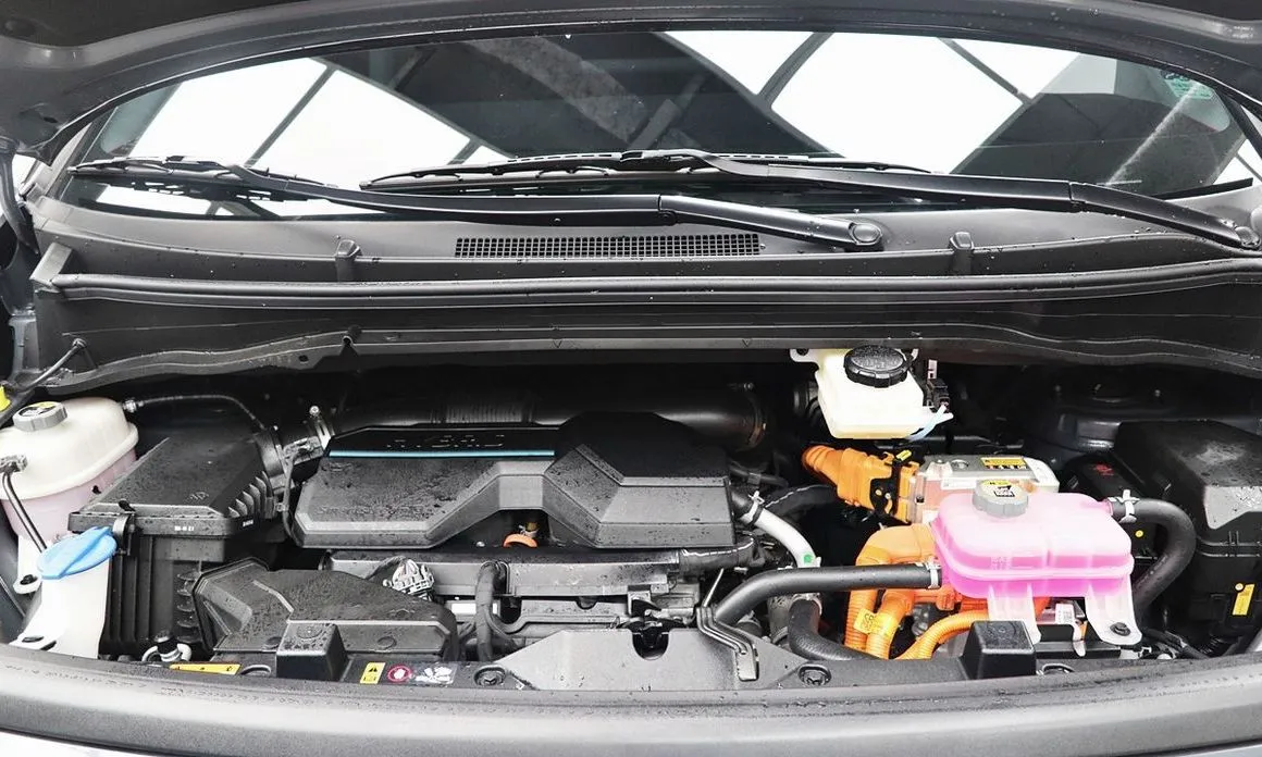 Hyundai Staria — фото 10
