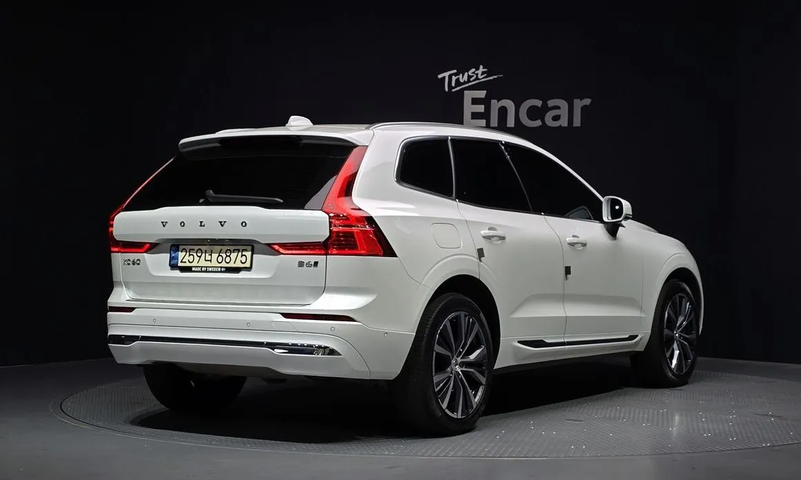 Volvo XC60 — фото 4