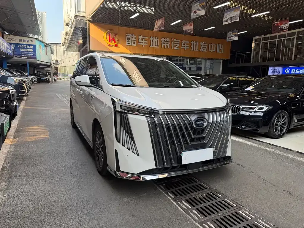 GAC Motor Trumpchi M8 — фото 6