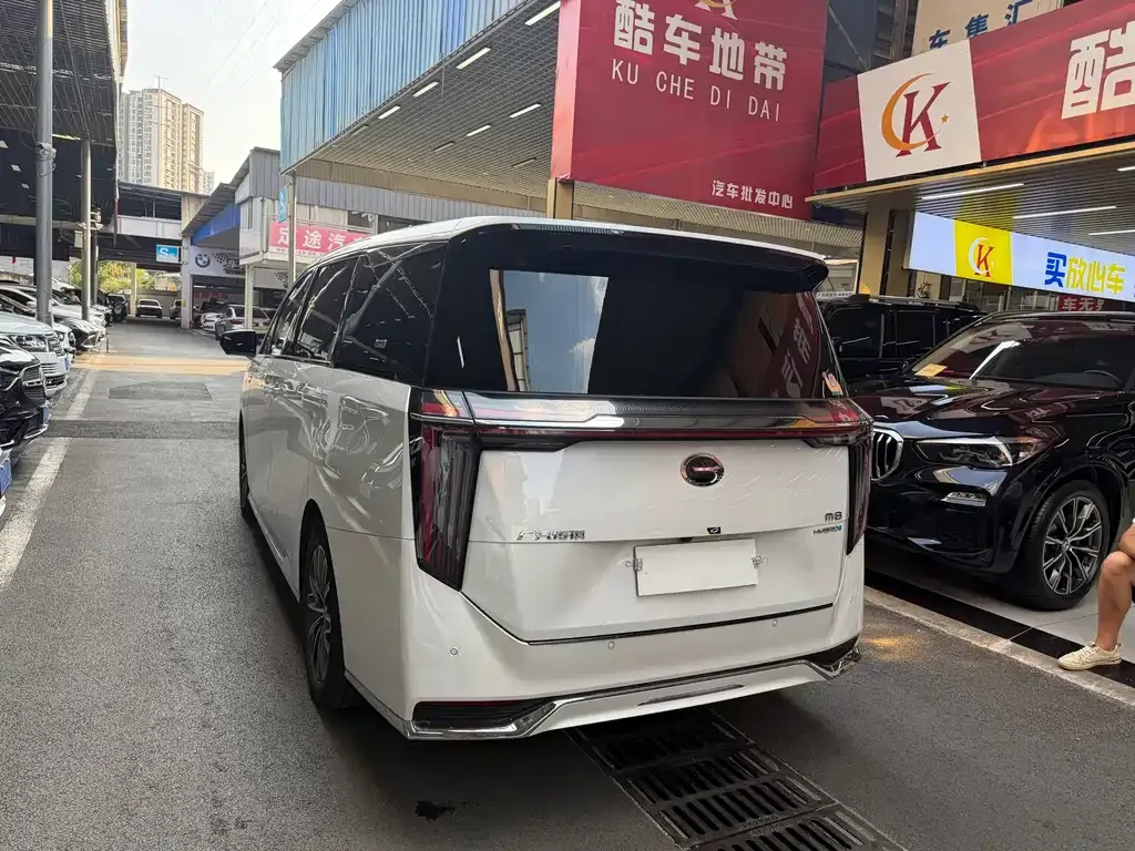 GAC Motor Trumpchi M8 — фото 10