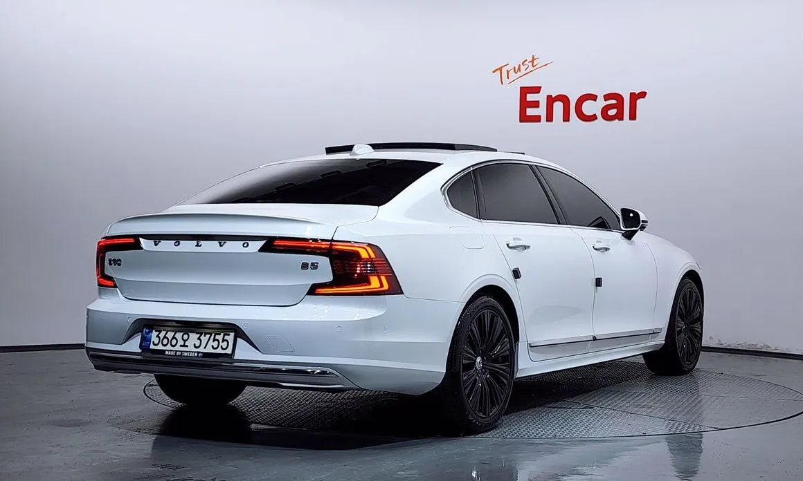 Volvo S90 — фото 5