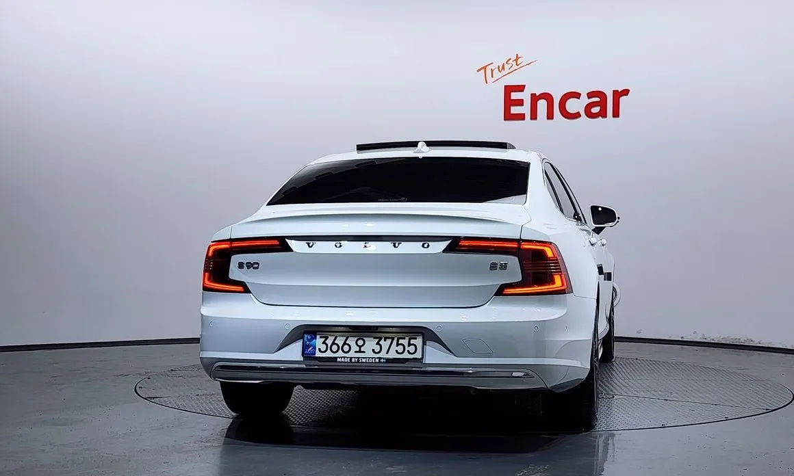 Volvo S90 — фото 2