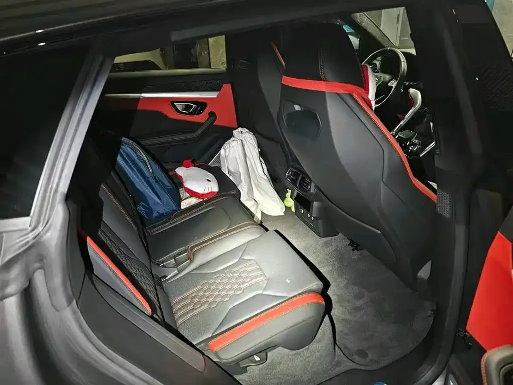Lamborghini Urus — фото 2