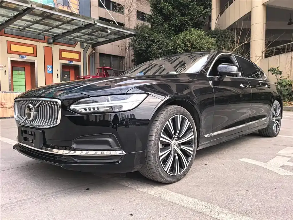 Volvo S90 — фото 7