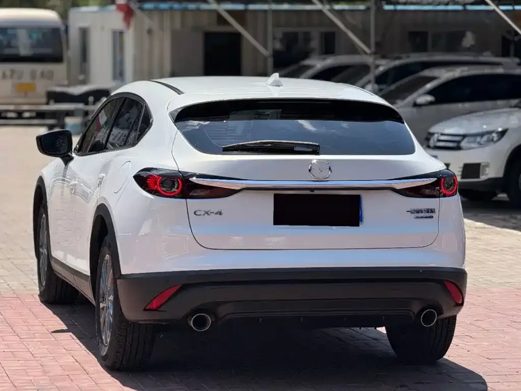 Mazda CX-4 — фото 5