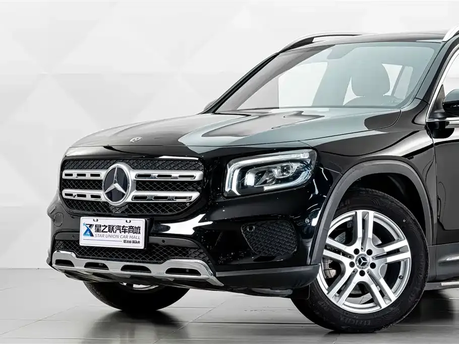 Mercedes-Benz GLB — фото 7