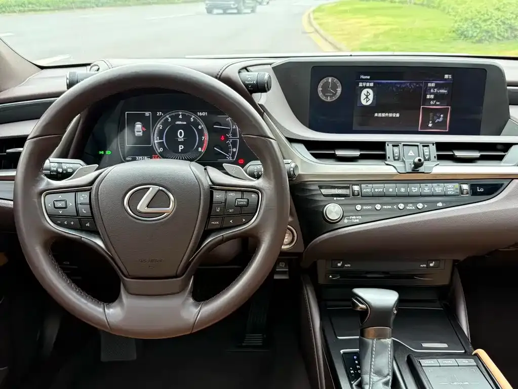 Lexus ES 2021 из CN, фото 7