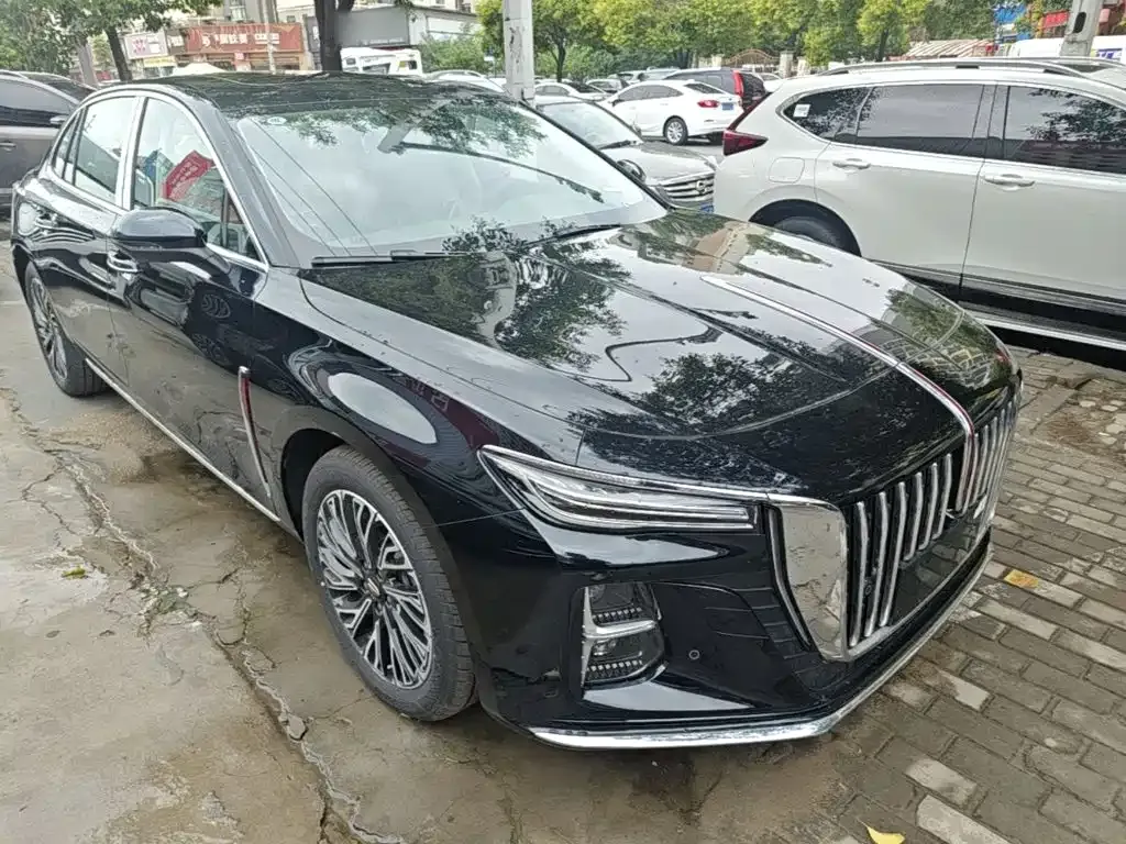 Hongqi H5 — фото 10