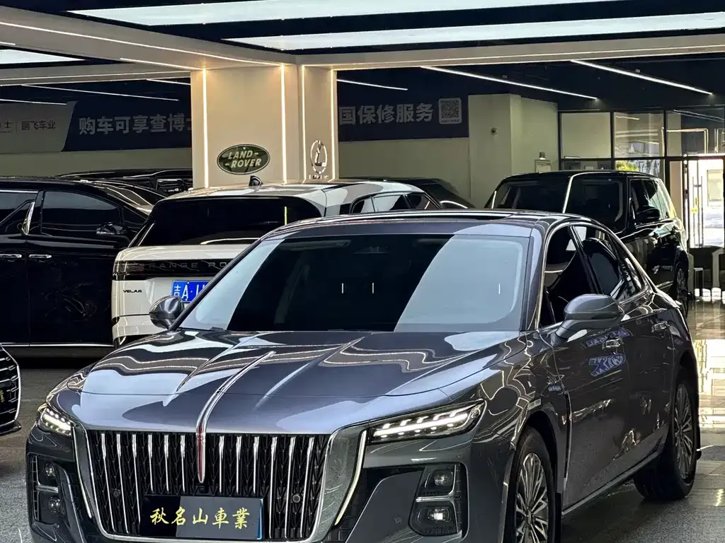 Hongqi H5 — фото 1
