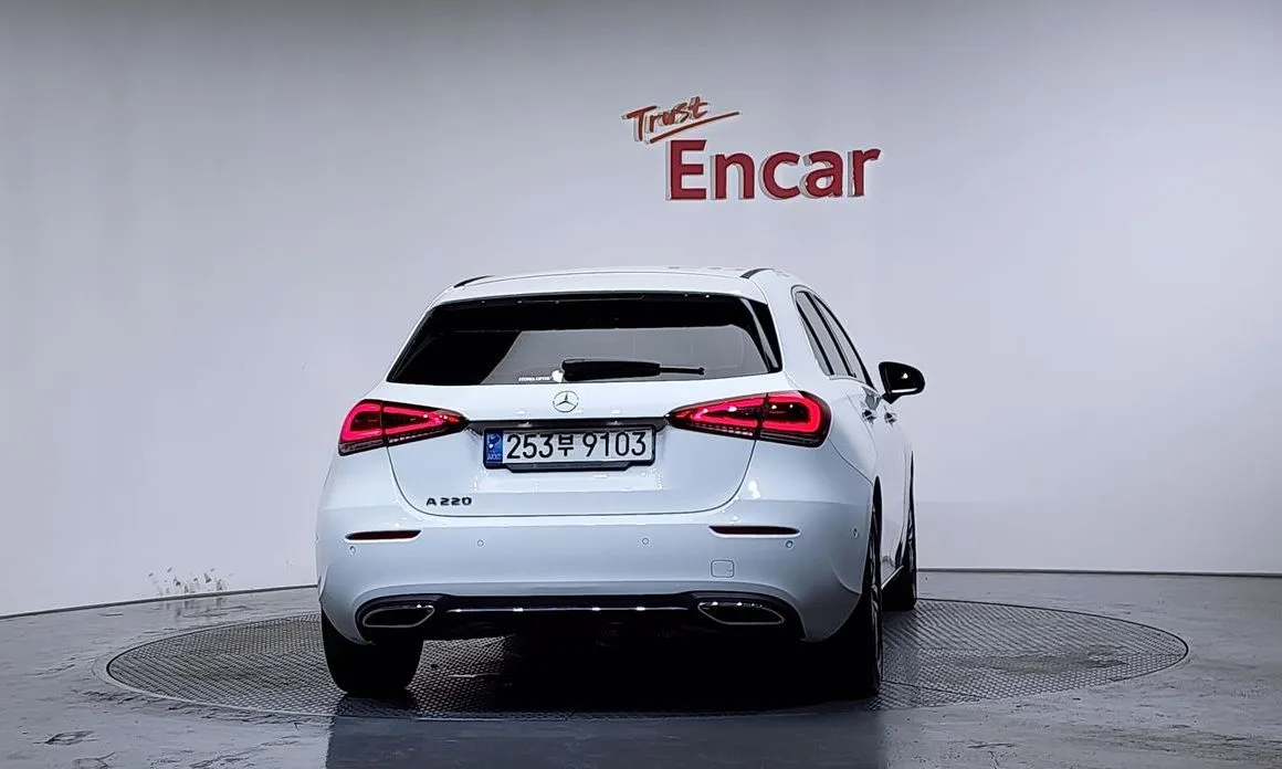 Mercedes-Benz A-Class — фото 2