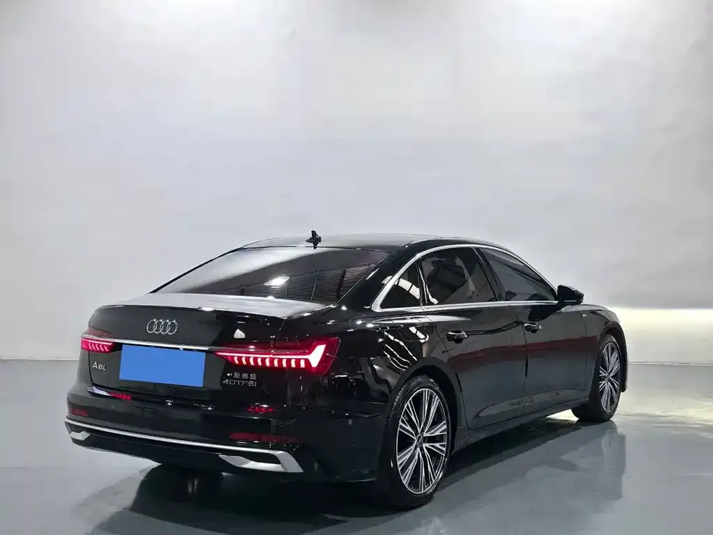 Audi A6L — фото 6