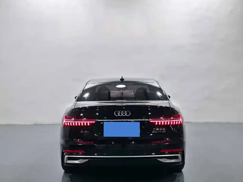 Audi A6L — фото 5