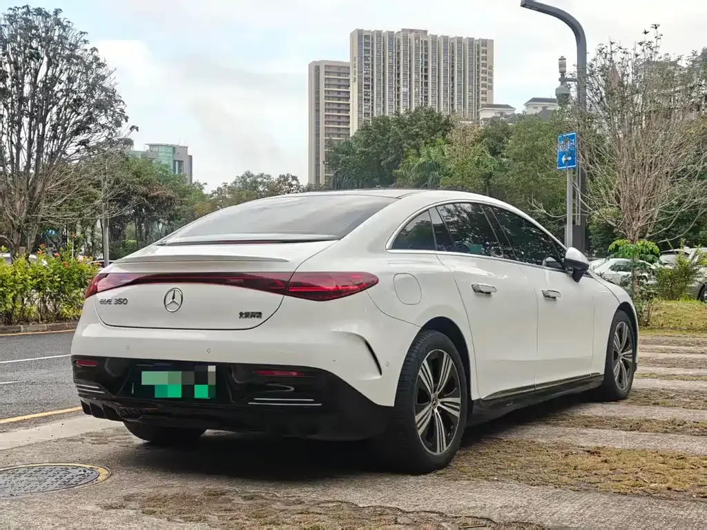 Mercedes-Benz EQE 2023 из CN, фото 9