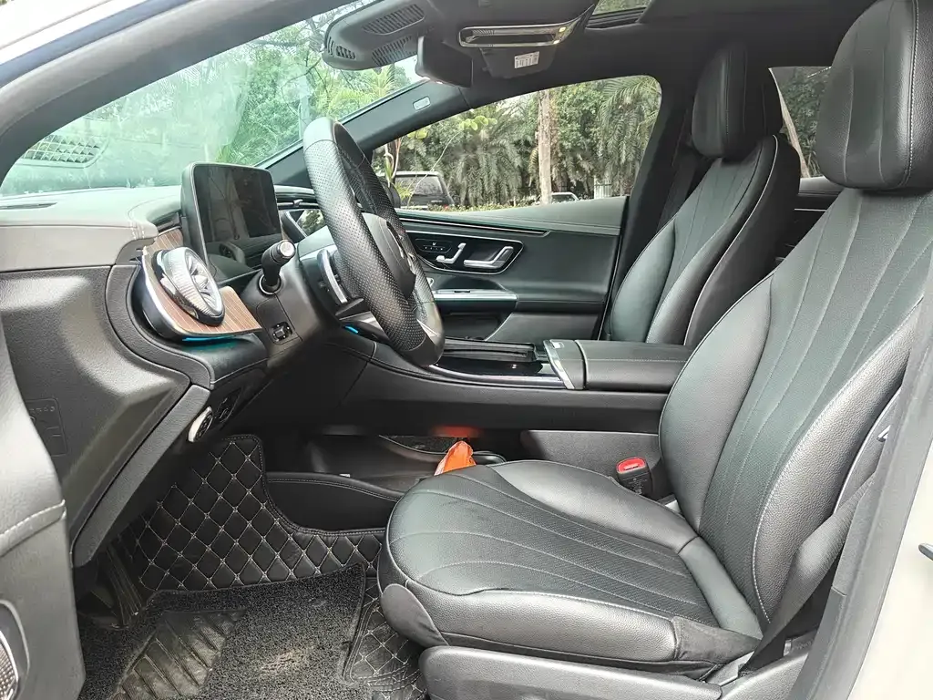 Mercedes-Benz EQE 2023 из CN, фото 8