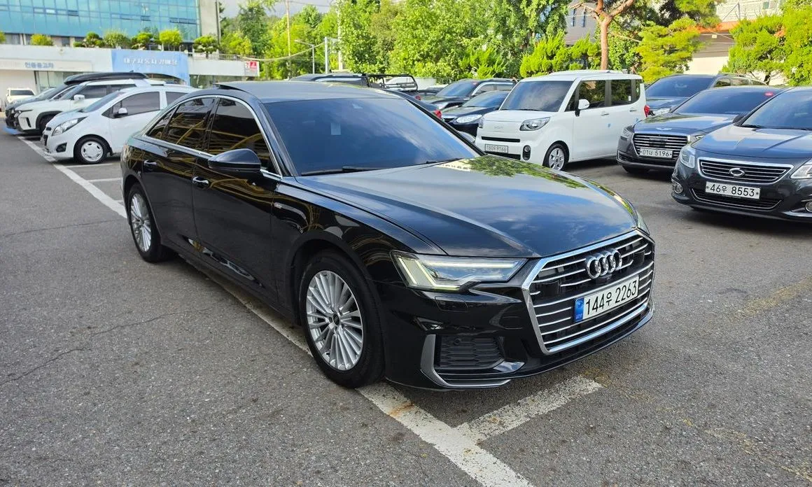 Audi A6 — фото 8