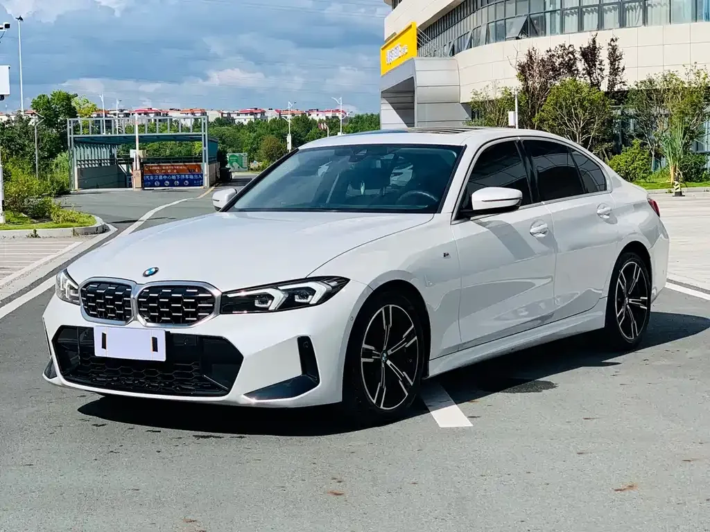 BMW 3 Series — фото 1