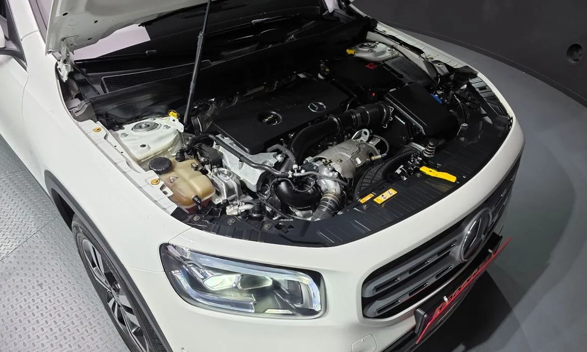Mercedes-Benz GLB-Class — фото 10