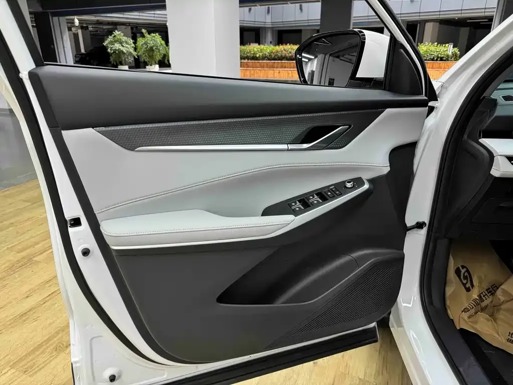 Changan CS75PLUS — фото 10