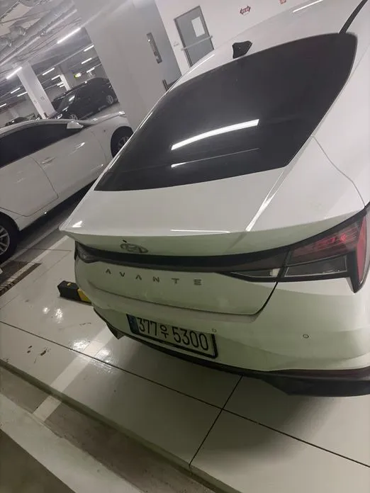 Hyundai AVANTE 2021 из KR, фото 3