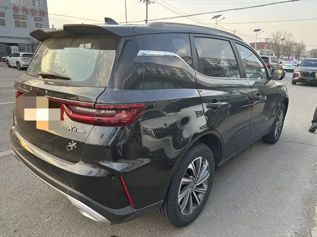 Geely Vision X6 — фото 7