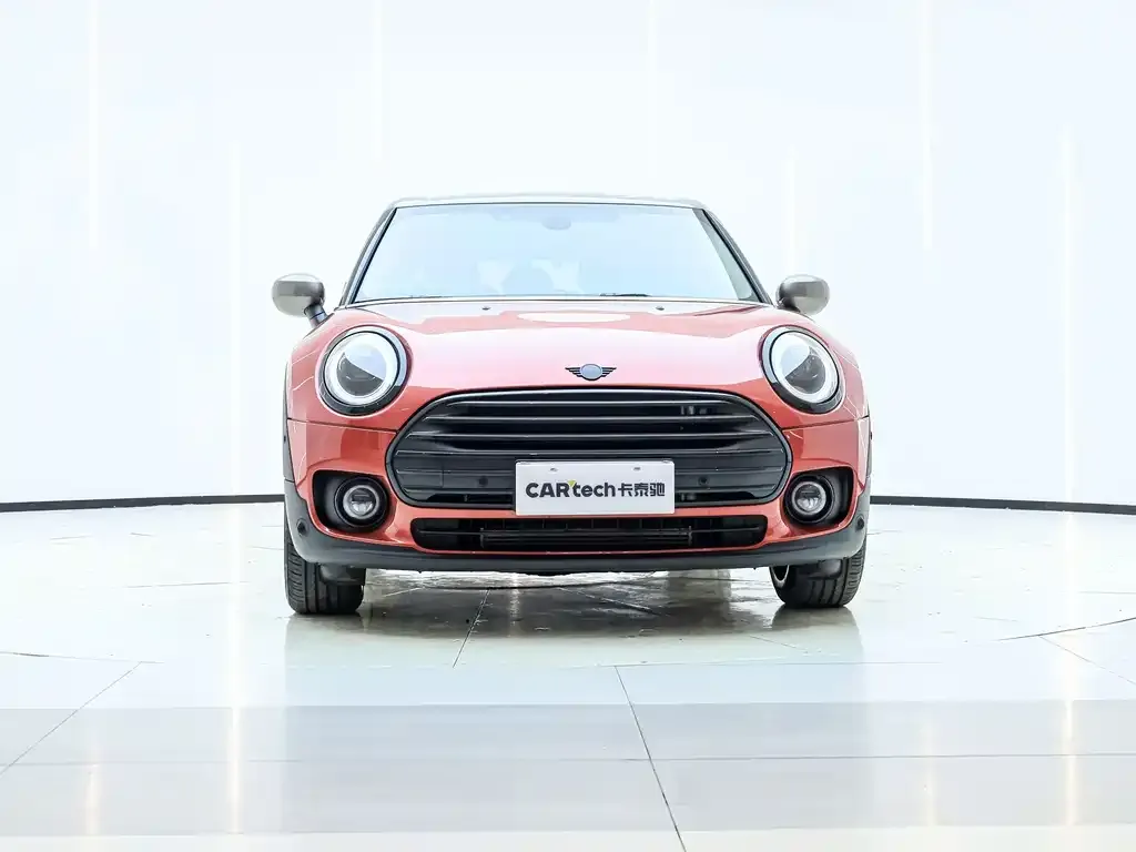 MINI Clubman — фото 3