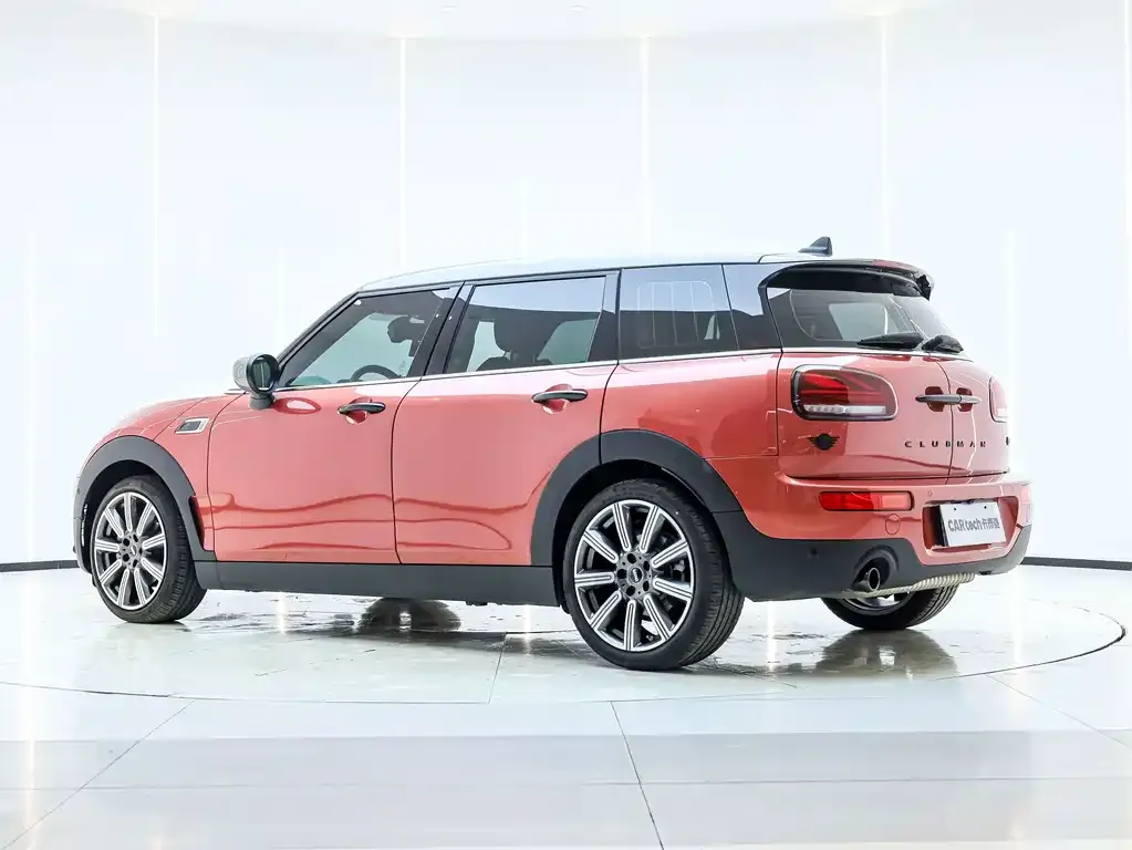 MINI Clubman — фото 6