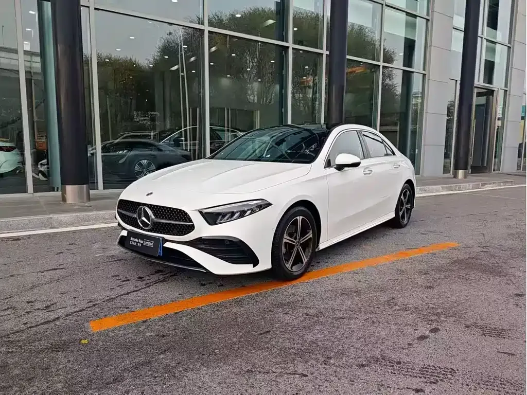 Mercedes-Benz A-Class — фото 1