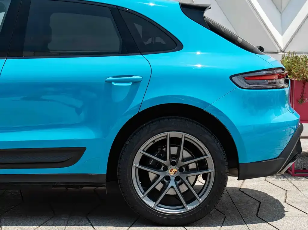 Porsche Macan — фото 9