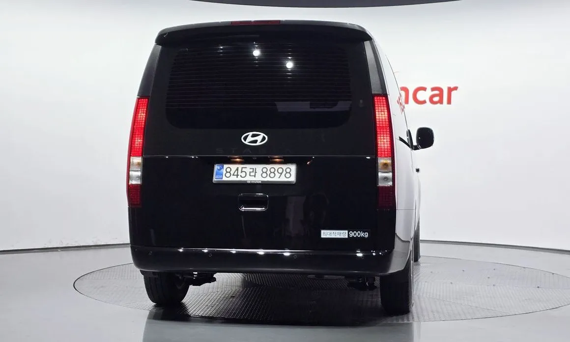 Hyundai Staria — фото 2
