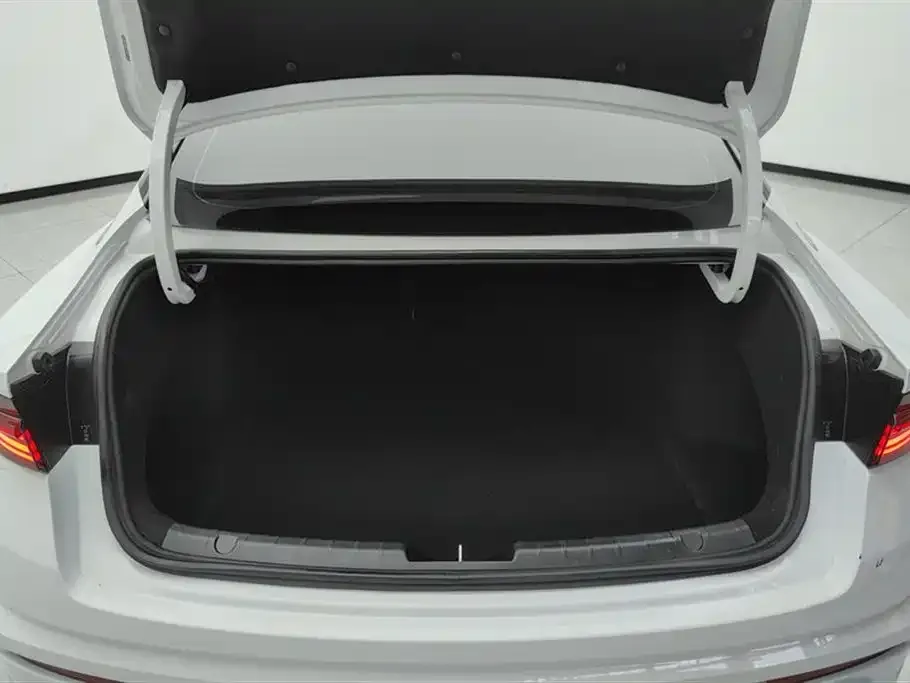 Geely Xingrui 2024 из CN, фото 4
