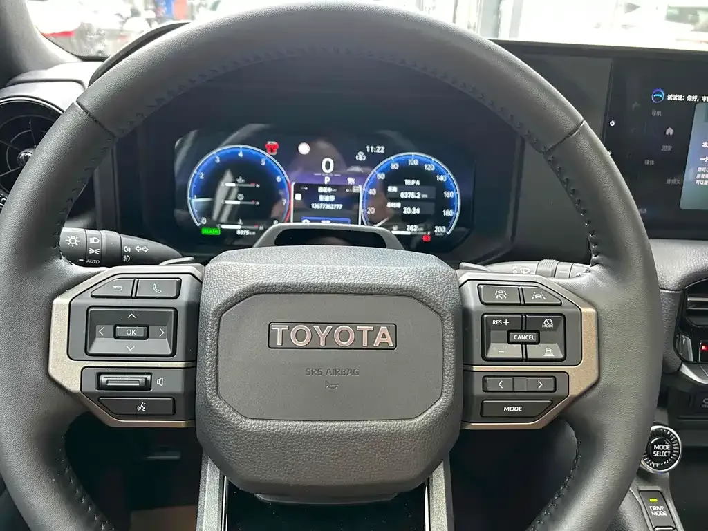 Toyota Prado 2025 из CN, фото 8