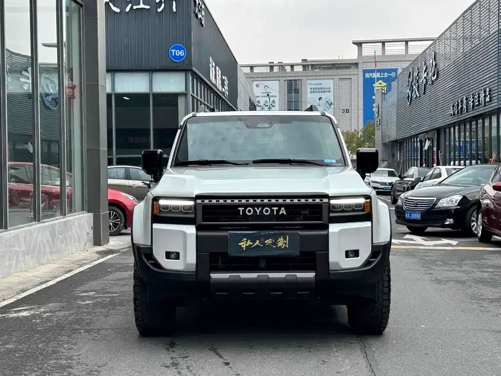 Toyota Prado 2025 из CN, фото 10
