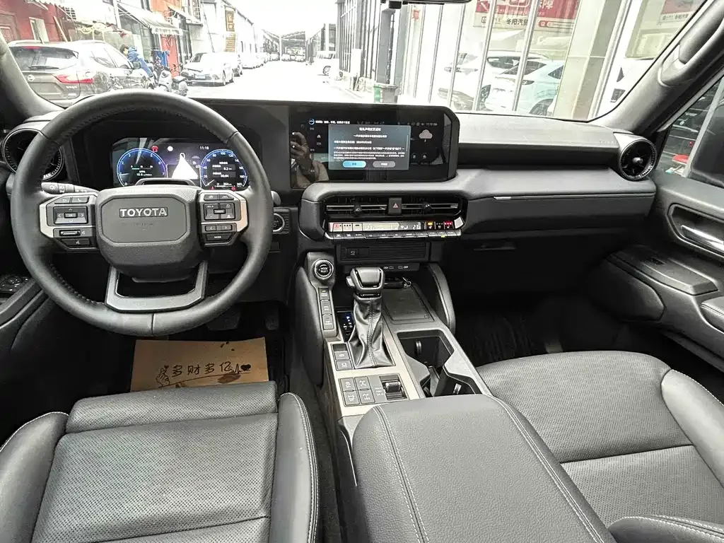 Toyota Prado 2025 из CN, фото 4