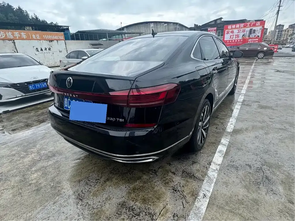 Volkswagen Passat — фото 8