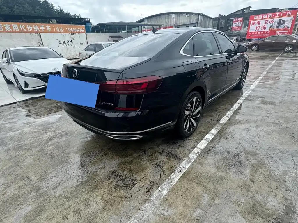 Volkswagen Passat — фото 7