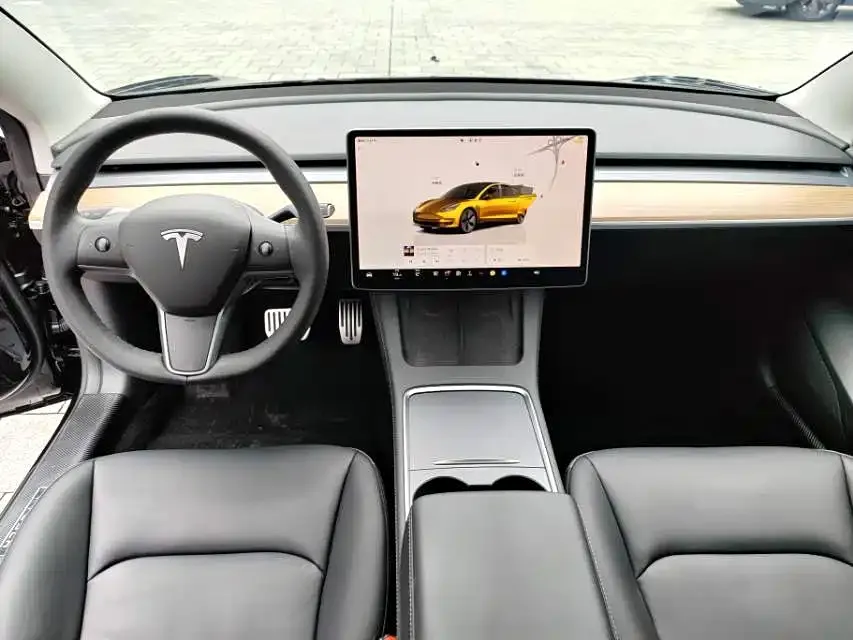 Tesla Model 3 — фото 8