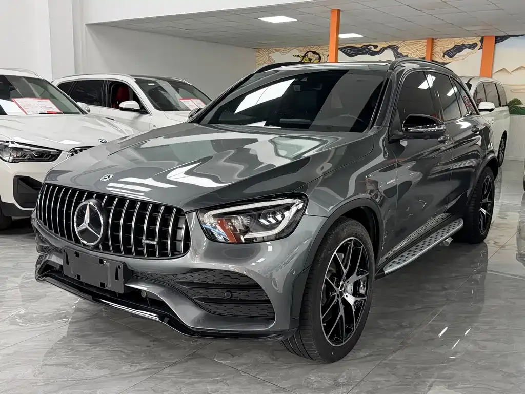 Mercedes-Benz GLC AMG — фото 1