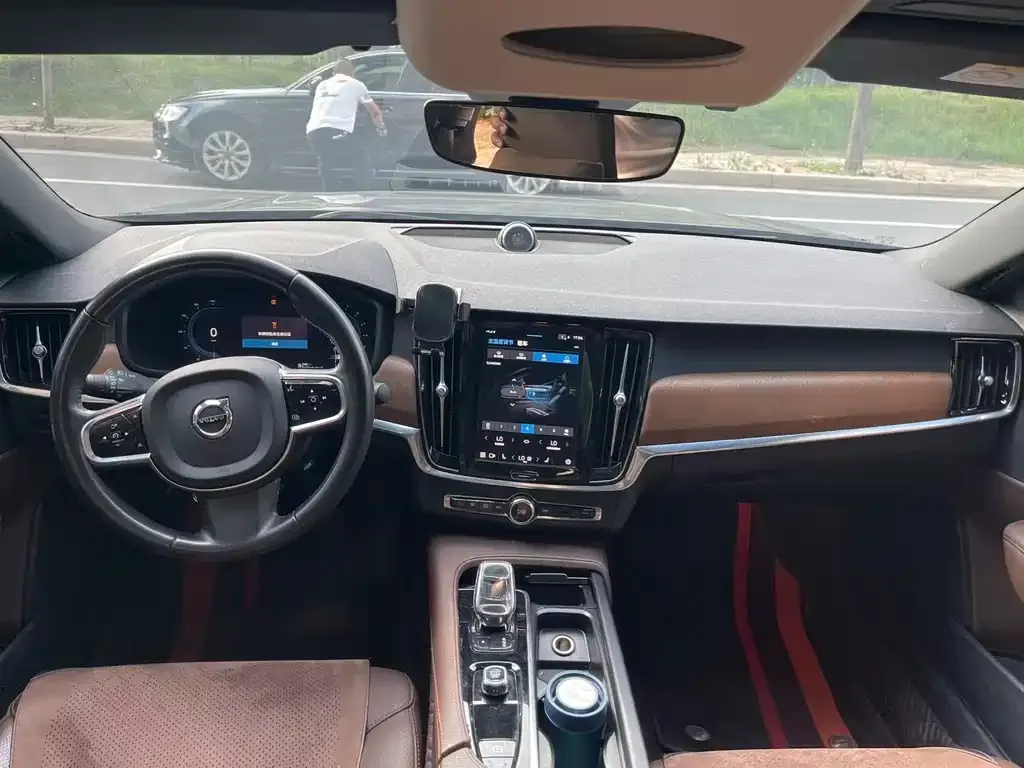Volvo S90 — фото 2