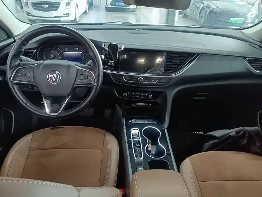 Buick Regal — фото 8