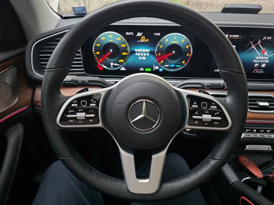 Mercedes-Benz GLE-Class — фото 5