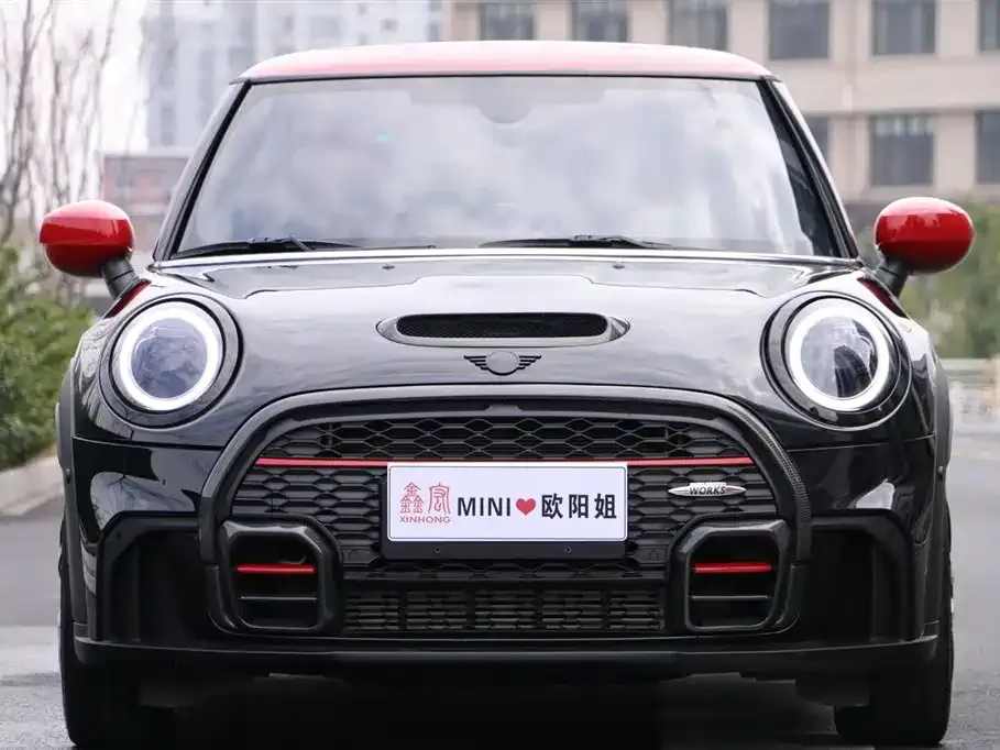 MINI JCW (John Cooper Works) — фото 5