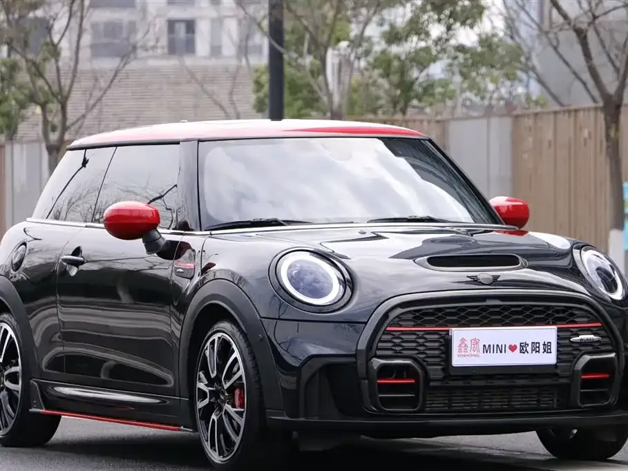 MINI JCW (John Cooper Works) — фото 8