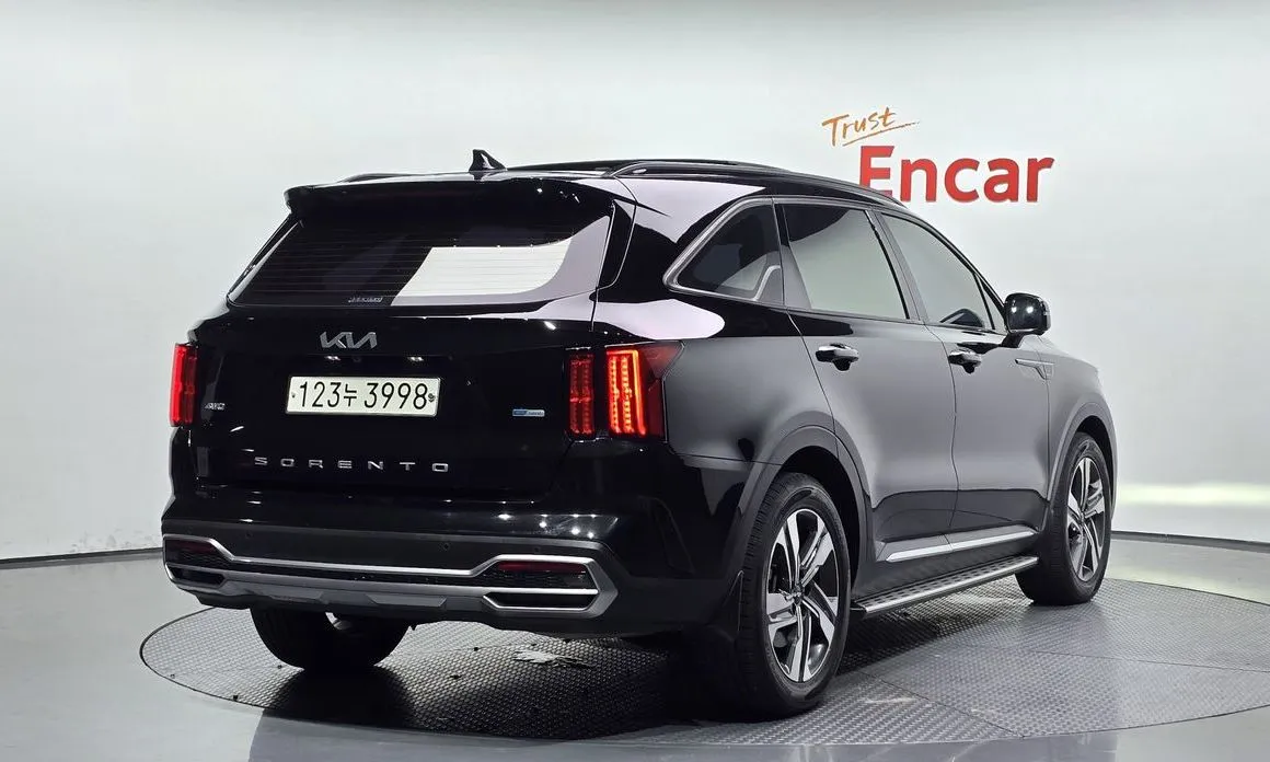 Kia Sorento — фото 6