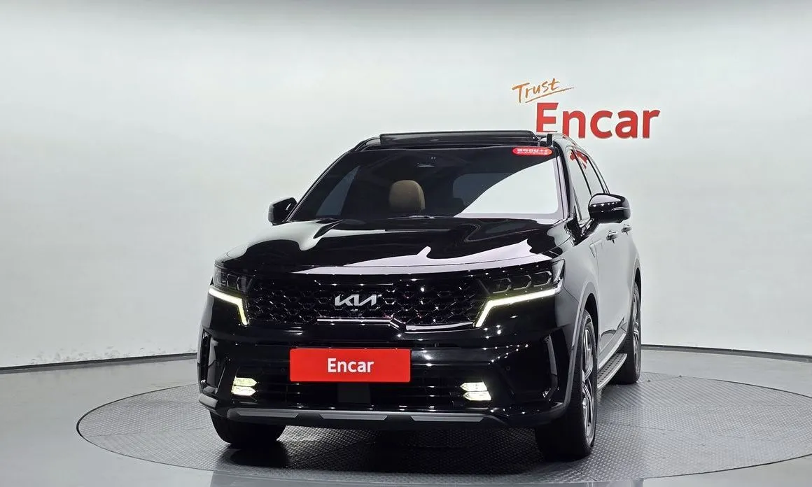 Kia Sorento — фото 5