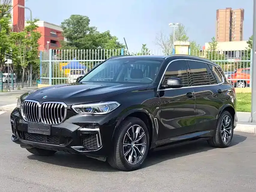 BMW X5 — фото 1