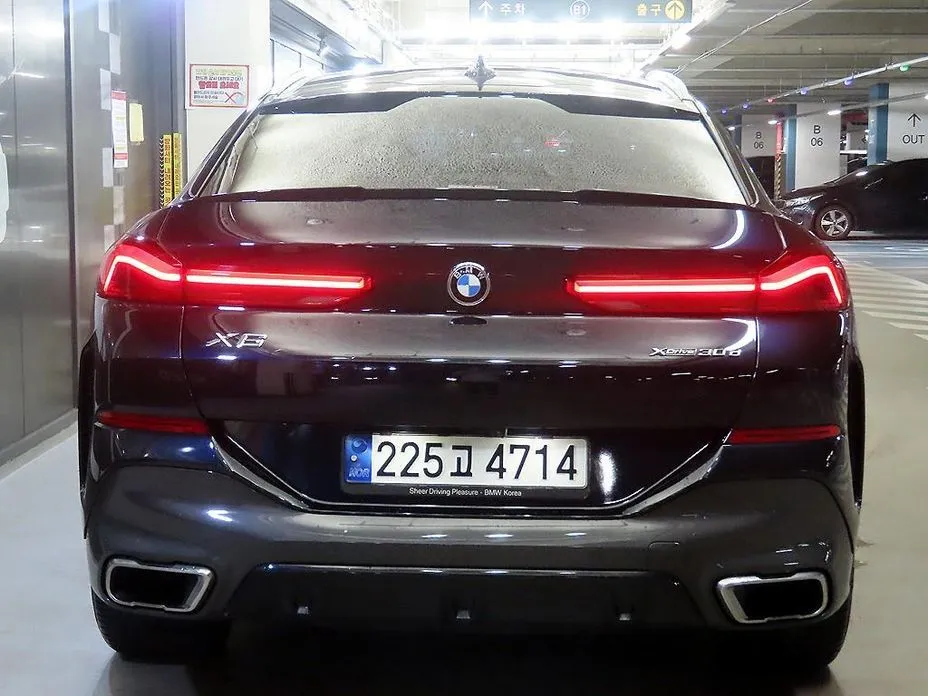BMW X6 — фото 8