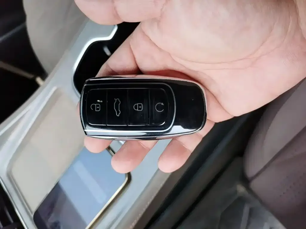 Chery Tiggo 8 PLUS — фото 2