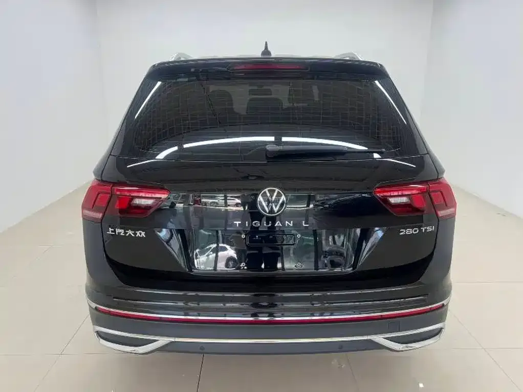 Volkswagen Tiguan L — фото 6